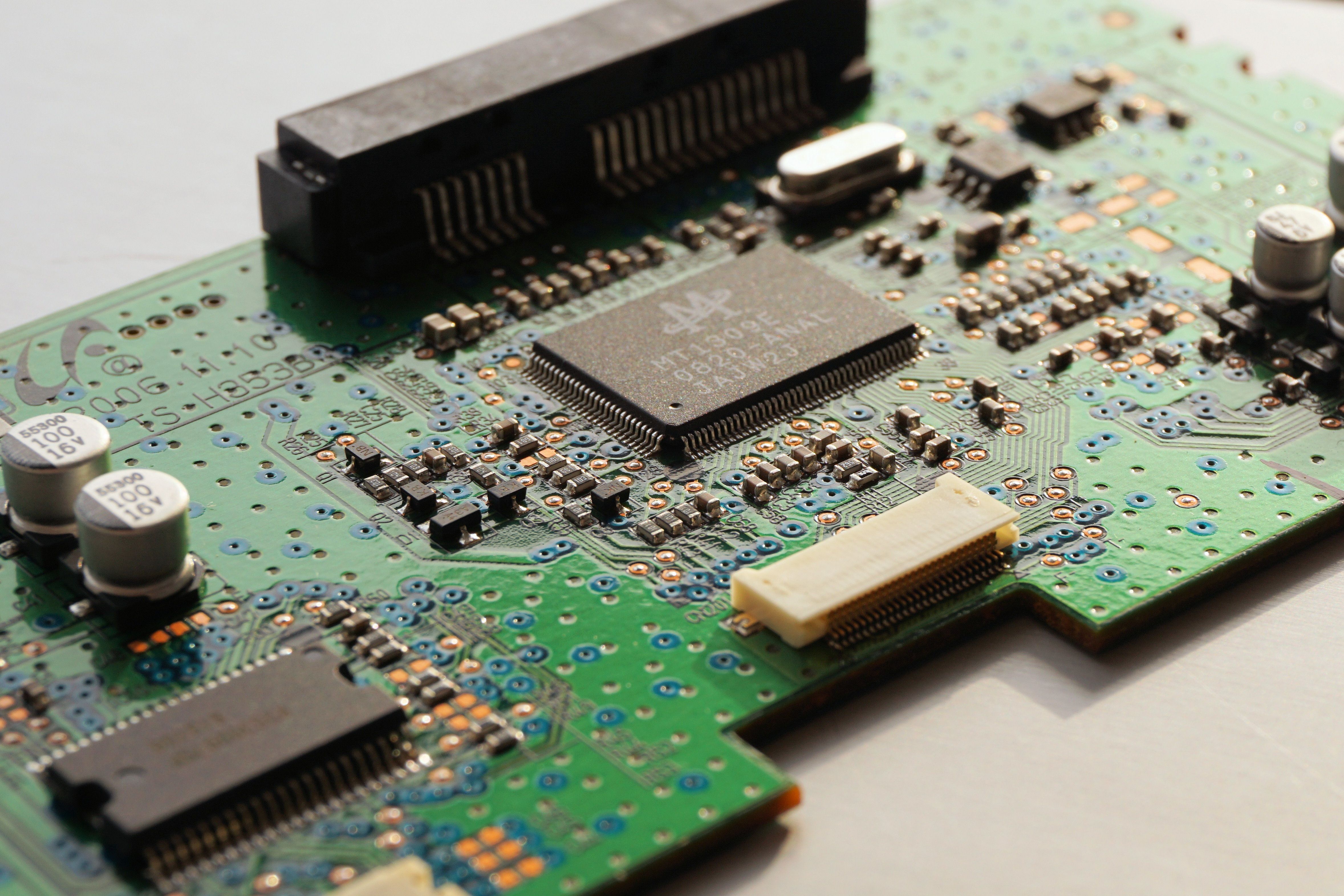pcb layer stackup