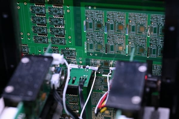 flying probe testing by pcbgogo