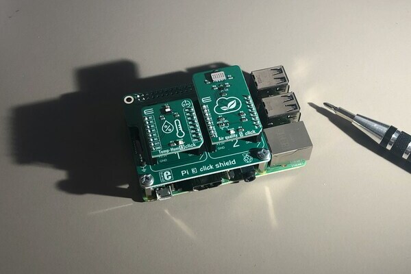 PCB connecter installation