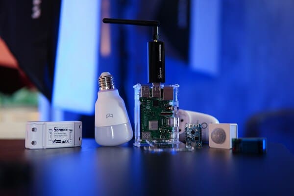 Smart home PCB for lighting